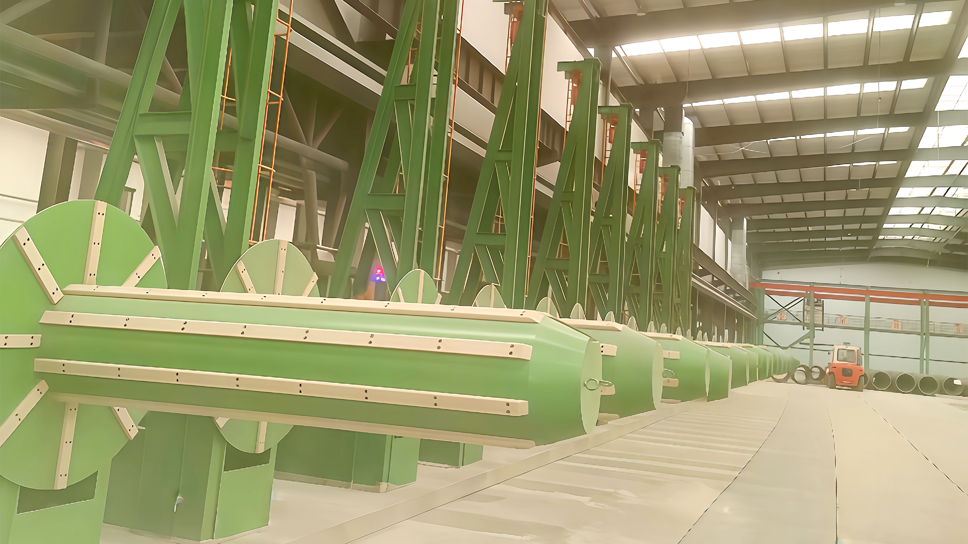 قفسه پرداخت بالا چگونه با عوامل محیطی مانند رطوبت، گرد و غبار یا دماهای شدید در حین کار برخورد می کند؟